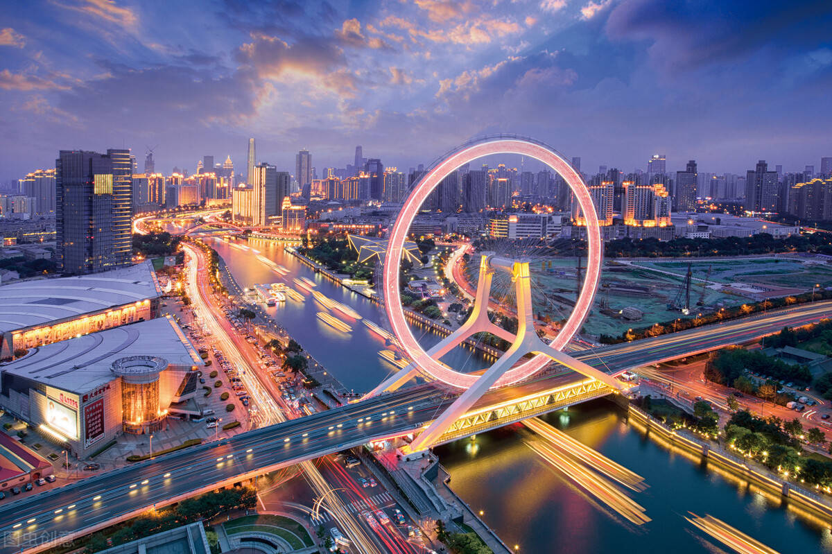 天津之声，尊敬听众，温馨问候！